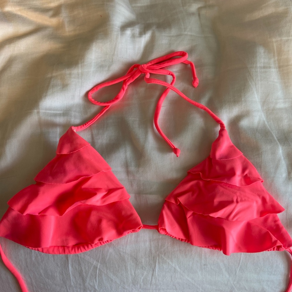 Never Worn Victoria Secret Ruffle Bikini Top!